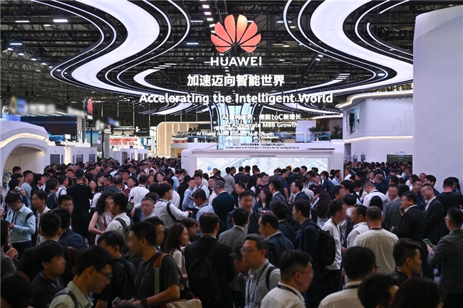 华为助力全球运营商加速发展 5G-A共筑AItoX新价值
