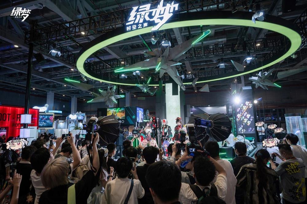 二次元ACT新游燃动BW2025《绿梦：时空之声》展台引爆现