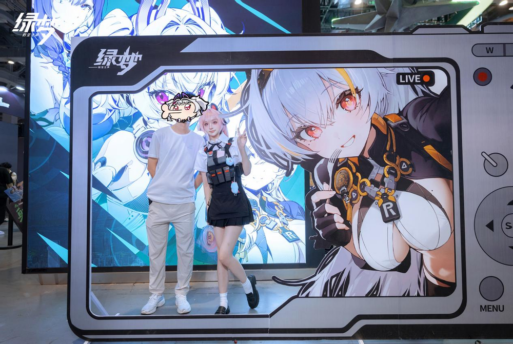 二次元ACT新游燃动BW2025《绿梦：时空之声》展台引爆现场试玩热潮(图4)