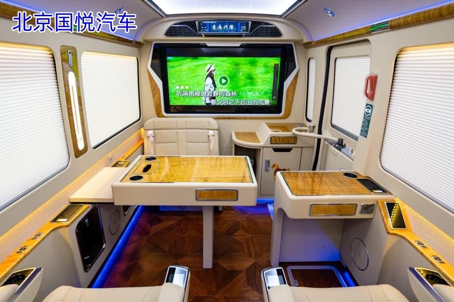 红旗国悦 8 座豪华与科技交织的移动奢享空间承德定制电话(图3)