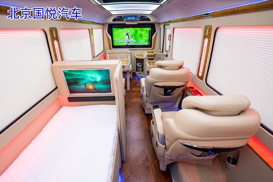 红旗国悦 8 座豪华与科技交织的移动奢享空间承德定制电话