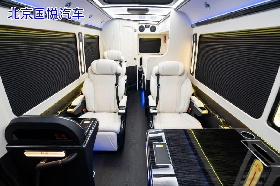 红旗国悦7座家庭出游的温馨移动城堡辽阳现车报价多少