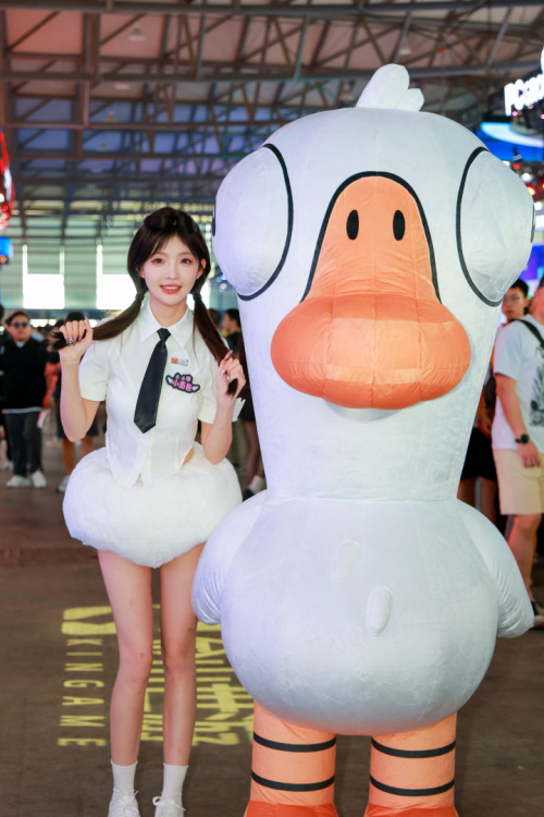 金山世游燃爆ChinaJoy 《鹅鸭杀》手游斩获多个年度最受期待奖(图2)