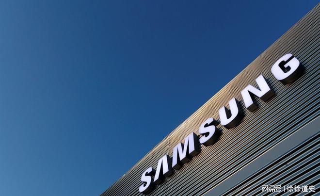 三星锁屏AI广告引争议：上传自拍即变广告模特隐私边界何在？(图4)