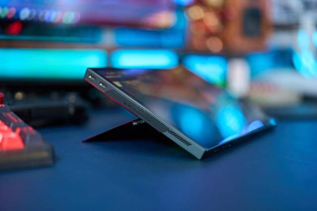 三合一便携PC 你的移动办公娱乐神器 壹号本游侠X1 Air评测(图19)