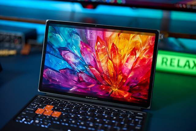 三合一便携PC 你的移动办公娱乐神器 壹号本游侠X1 Air评测(图7)