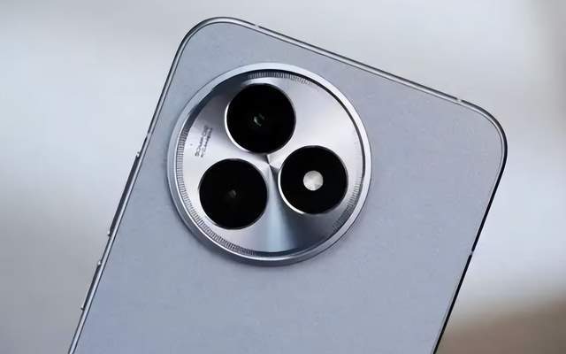 小米坚决“清仓”16GB+1TB跳水882元顶配版旗舰售价更亲民了(图5)