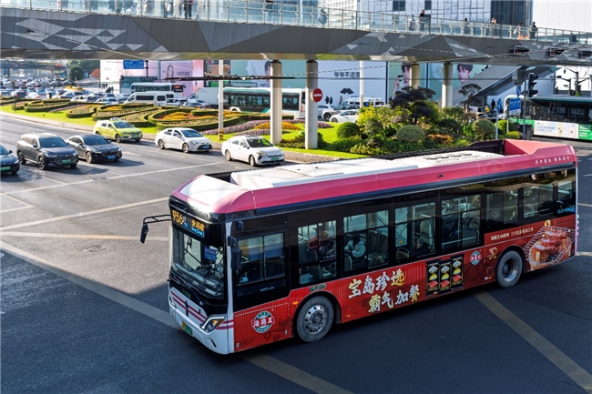 海霸王新春广告上新开启城市味觉之旅(图2)